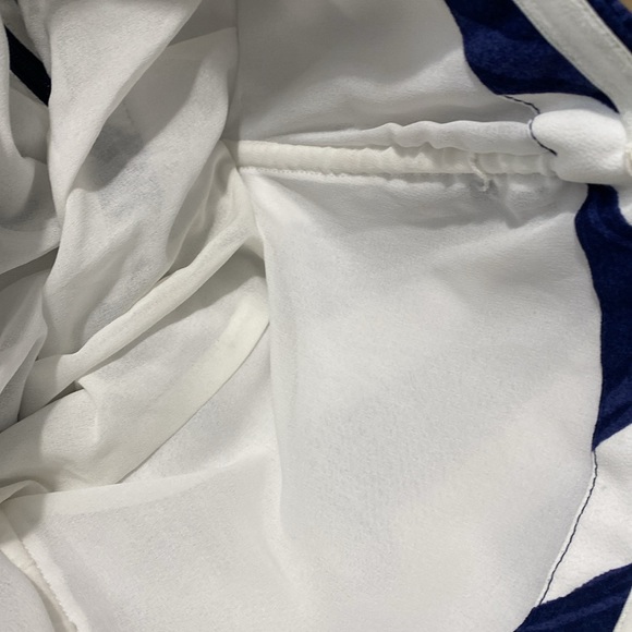 Vineyard Vines Diamond print Maxi dress. - Picture 7 of 14